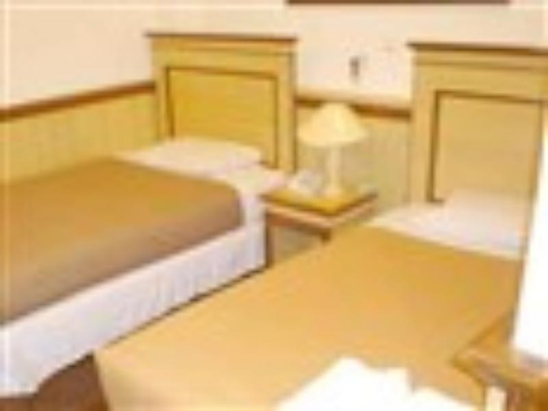 Sylvia Hotel Premier Kupang Exterior foto